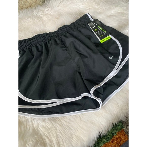 Nike running shorts Medium - Picture 4 of 12